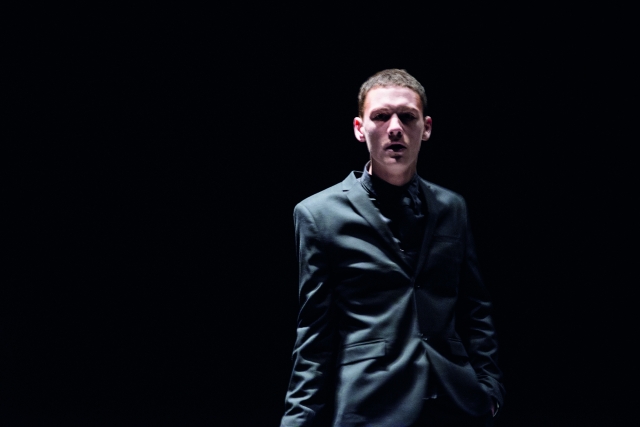 »Faust. Montagearbeit am deutschen Klassiker«
Eine Stückmontage aus Goethes »Faust« und Elfriede Jelineks »FaustIn and out«
Regie: Max Schaufuß. Bachelorarbeit
